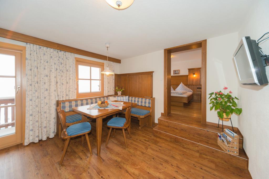 Gloesalm Apartment Ramsau am Dachstein Room photo